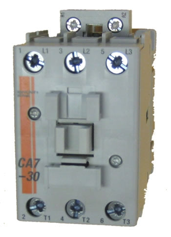 Sprecher and Schuh CA7-30-00-220W 3 pole 30 AMP contactor