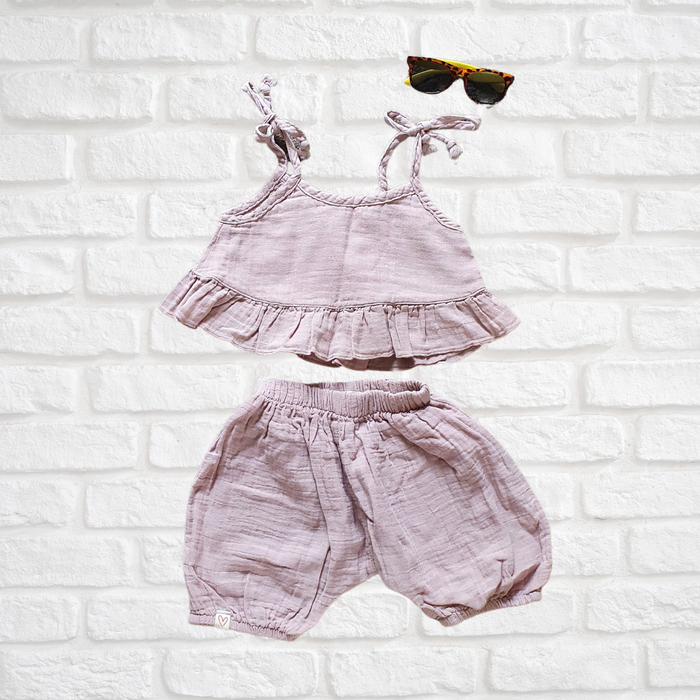 Organic muslin cotton kids set with top and shorts