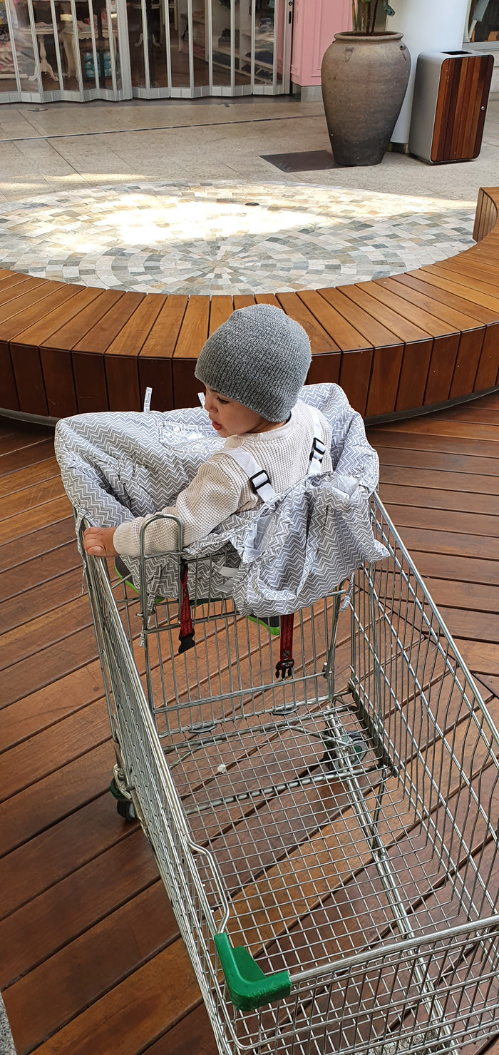 Shopping Cart Cover for Kids: Features a high back, extended sides, and a secure buckle, ensuring your child stays safe and snug in any shopping trolley.