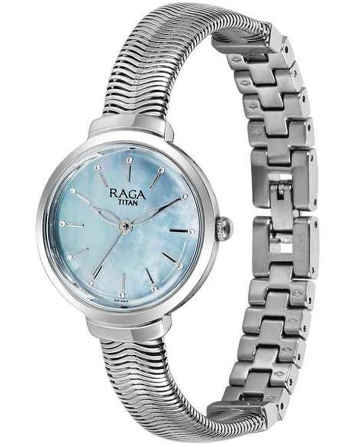 Titan Glam Pearl Analog Women's Watch, 2737SM01