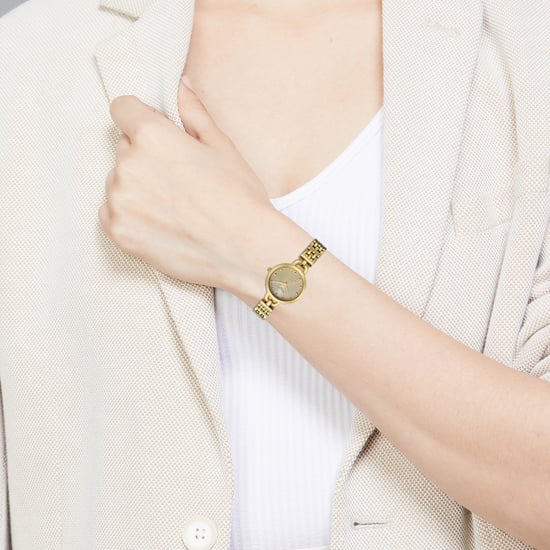 Titan Raga Showstopper Quartz Analog Silver Dial Golden Metal Strap Women's Watch, 95349YM01